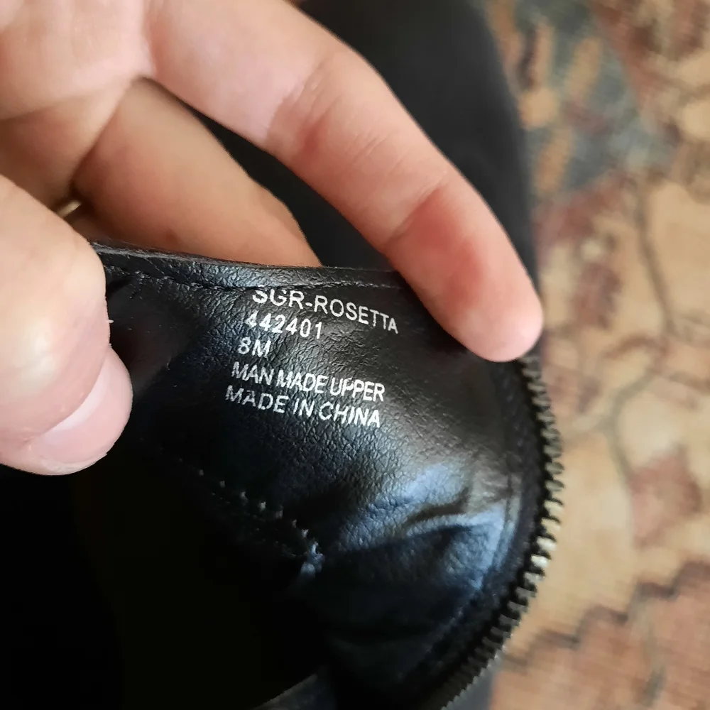 LIKE NEW! Black block heel size 8M Sugar brand - Picture 6 of 9